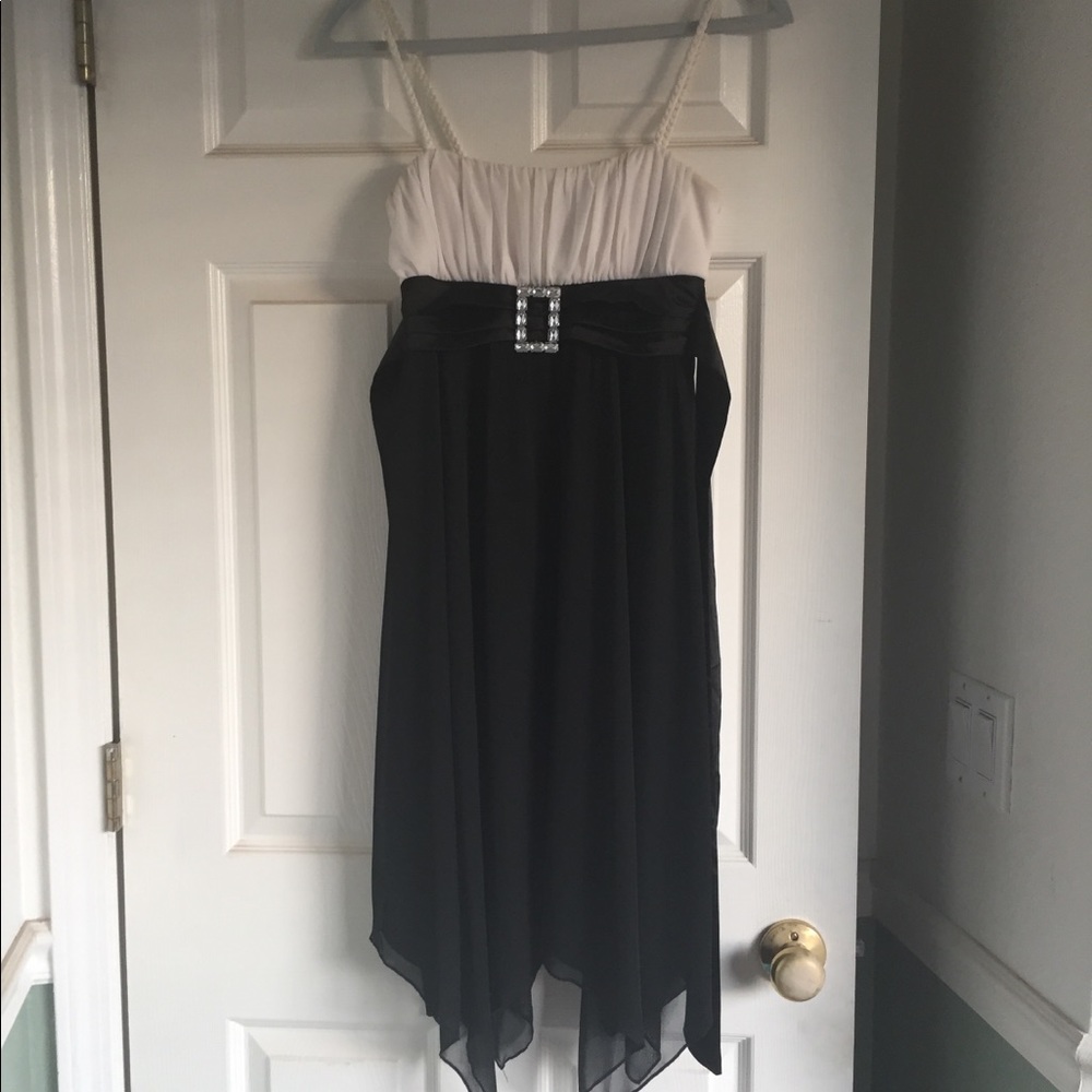 Black and White formal dress- Small